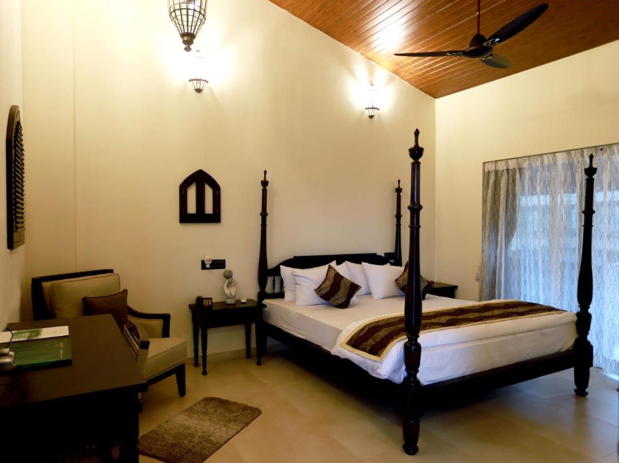Mastiff Grand La Villae Lonavala Bagian luar foto